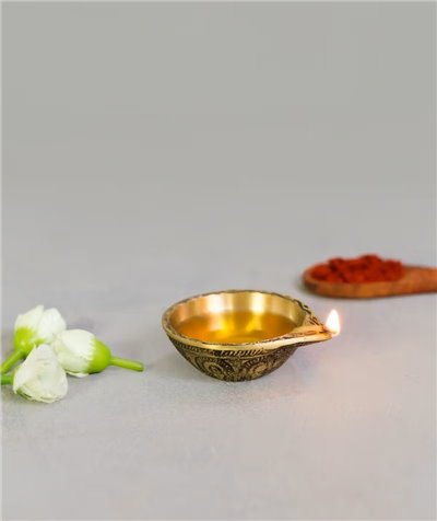 isha 手工製作的古董黃銅無底座小油燈