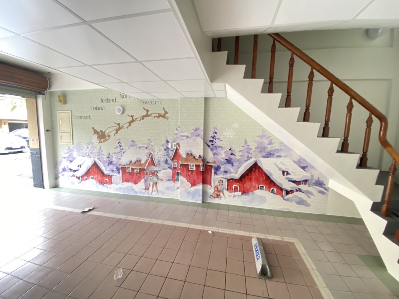 宜蘭羅東驛MOTEL｜大寬幅防焰壁布｜客製化彩噴｜皇統數位科技
